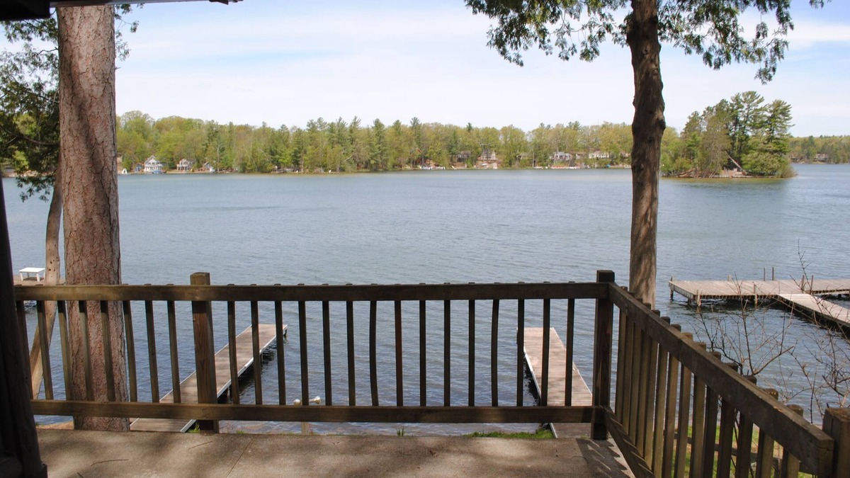 Mayfield Cabin | Waterfront Bellaire Style Cabins 20 Min from Downtown Traverse City - Cabin #3