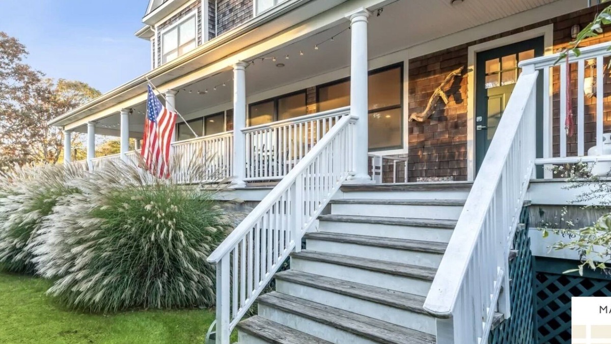 Center Moriches House | Waterfront Boho Beach House, a stone's throw from the Hamptons!n