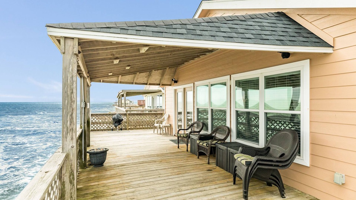 San Luis House | Waterfront.Breathtaking View.Great Fishing.Beautiful Home!