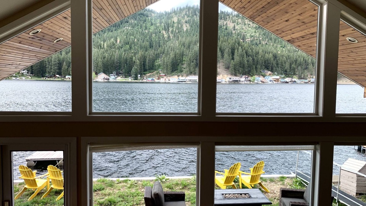 Loon Lake Cabin | Waterfront Cabin on Deer Lake with Private Dock