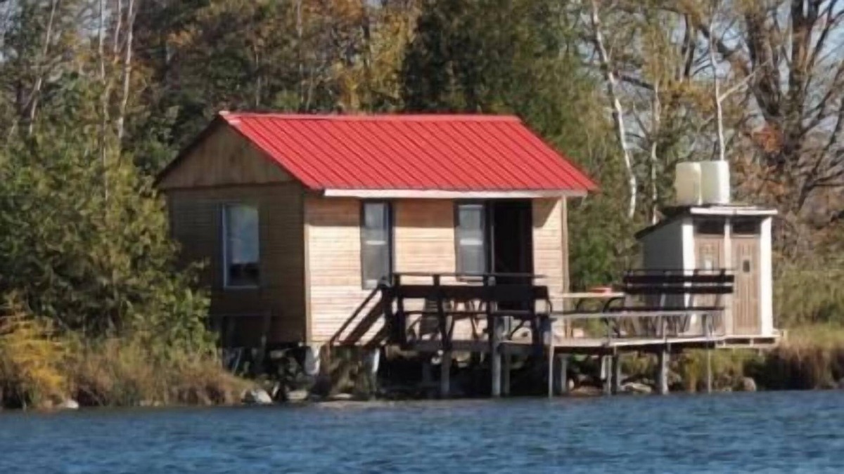 Grey Highlands Cabin | Waterfront Cabin On Private Trout Lake
