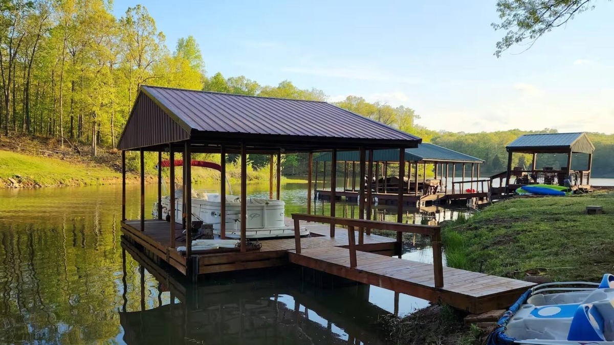 Ozark Cabin | Waterfront cabin on the beautiful Lake of Egypt!