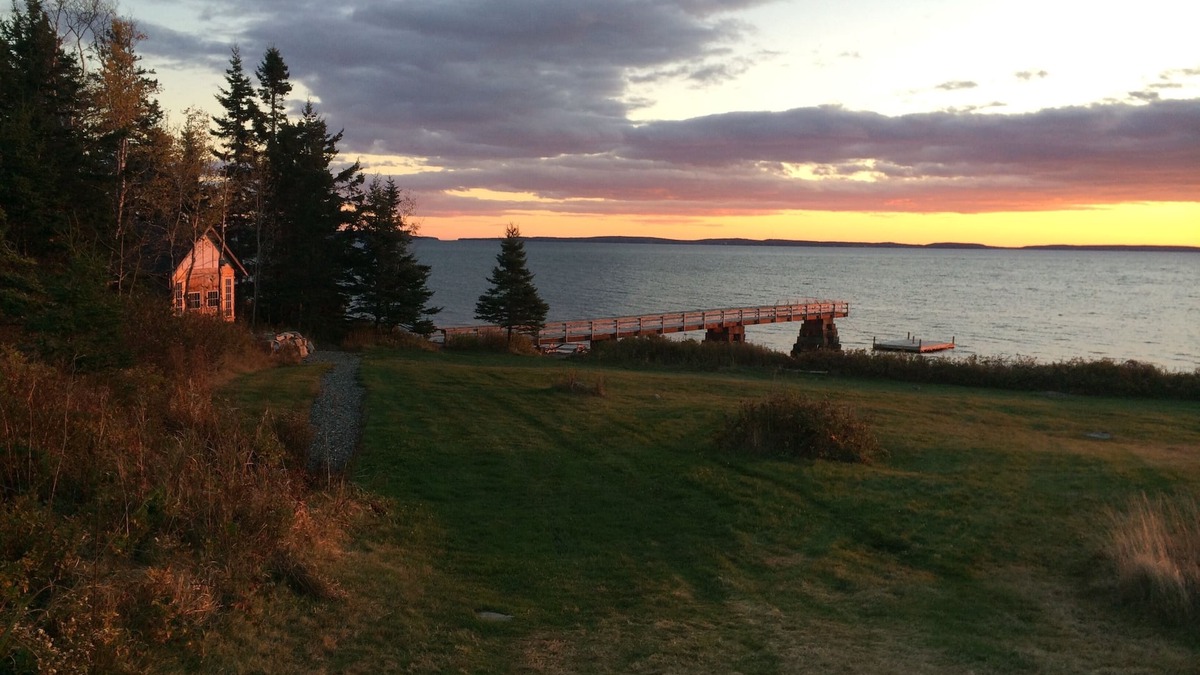 Bernard Cabin | Waterfront Cabin with Private Dock and Cobblestone Beach
