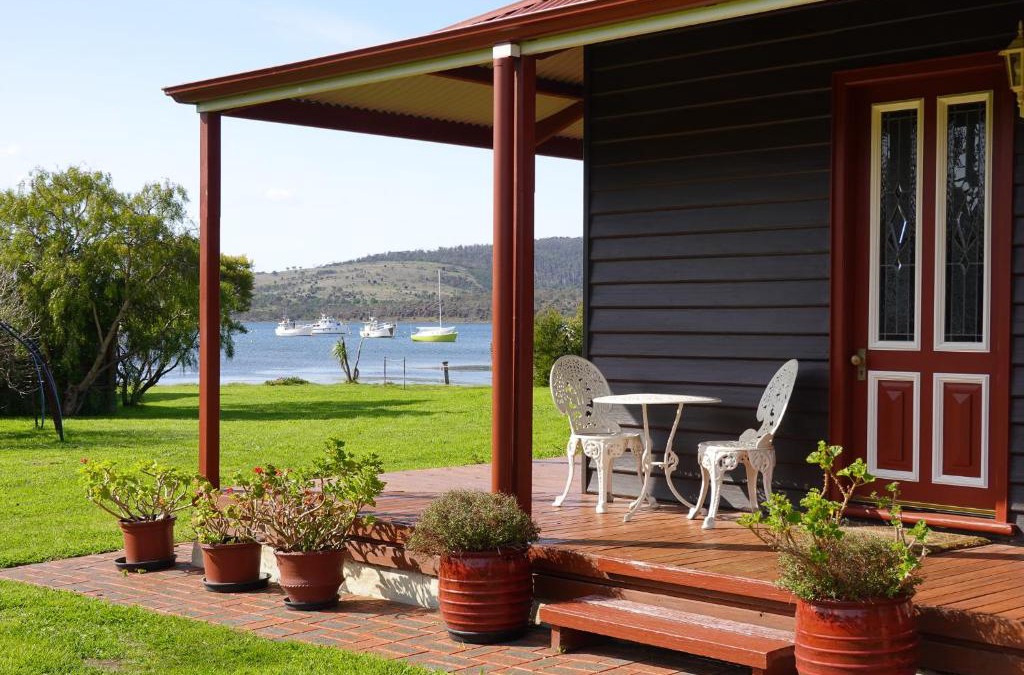 Dunalley House | Waterfront Casilda Guesthouse