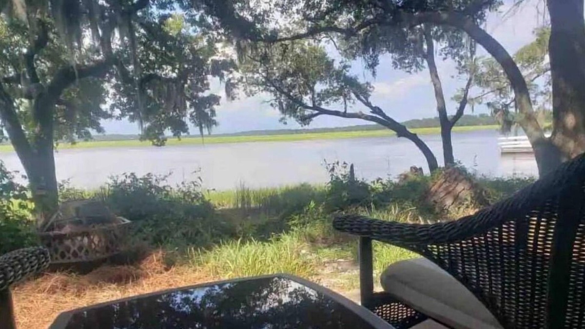 Beaufort Condo | Waterfront Condo Getaway