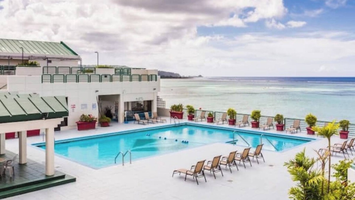 Tamuning House | Waterfront Condo In Tamuningnn