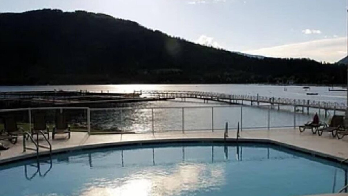 Sicamous Condo | Waterfront condo on Mara Lake w/Hot Tub and Pool