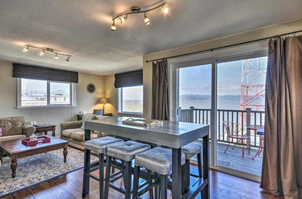 Astoria Apartment | Waterfront Condo on Pier in Downtown Astoria!