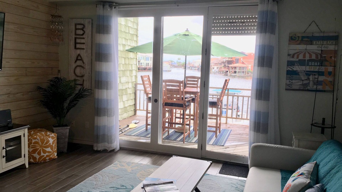 Corpus Christi Condo | WATERFRONT Condo with FISHING PIERS. LONG TERM welcome-special rates available