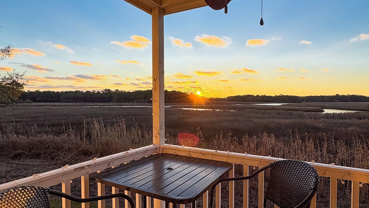 Gulf Park Estates Condo | Waterfront condo at Harbor Landing G02 - Relax in BEAUTIFUL Ocean Springs