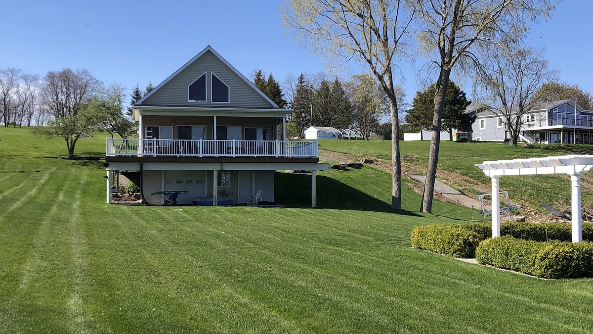 Three Mile Bay Cottage | Waterfront Cottage, Palm Tree Pointe, private space right on the water.