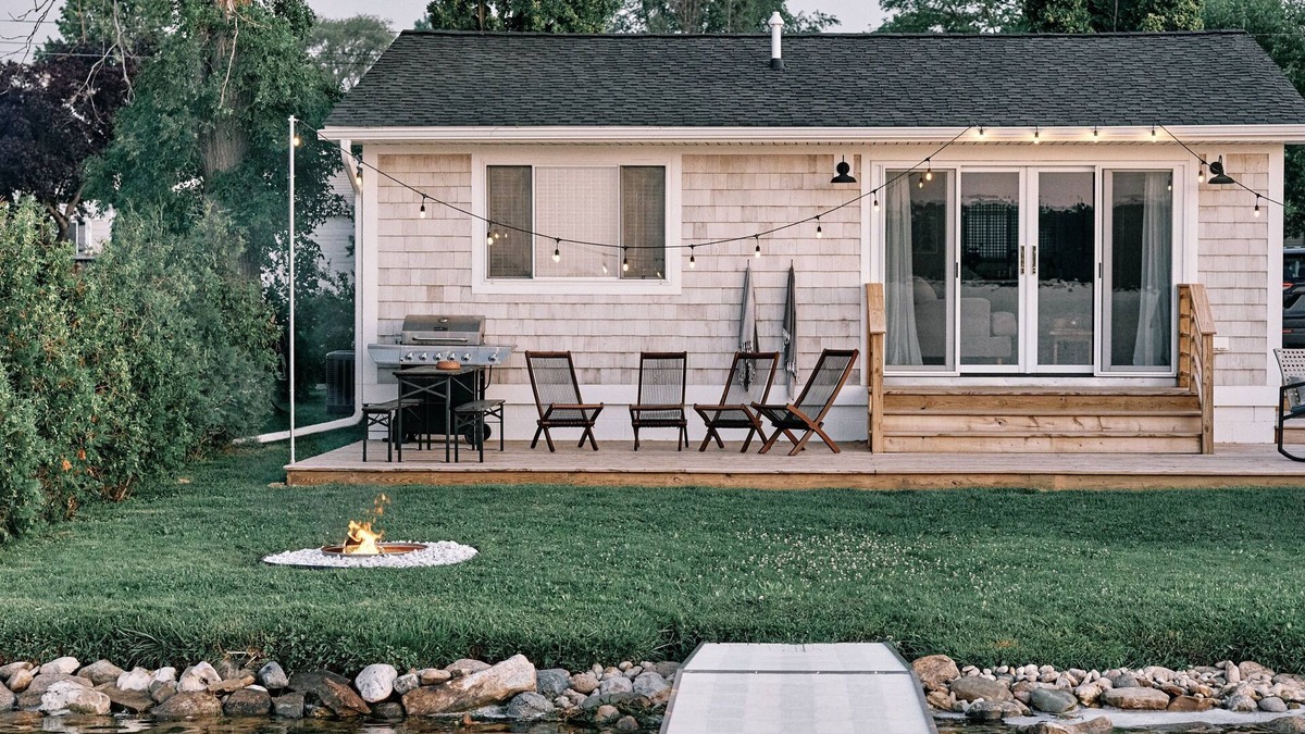 Elk Rapids Cottage | Waterfront Cottage in Elk Rapids, Michigan