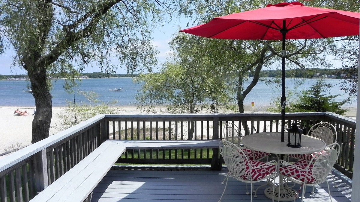 Buzzards Bay House | Waterfront Cottage On Buttermilk Bay At Indian Mound Beach