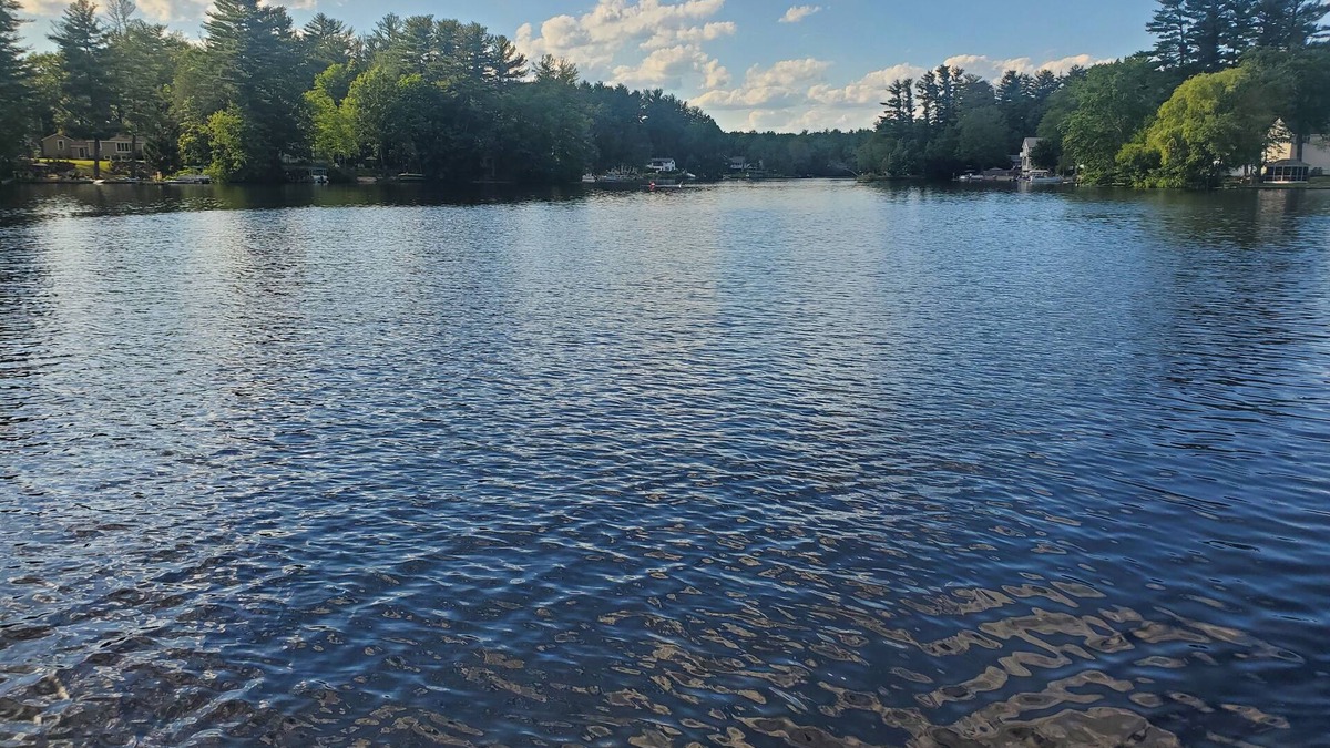 Salem House | Waterfront Cottage