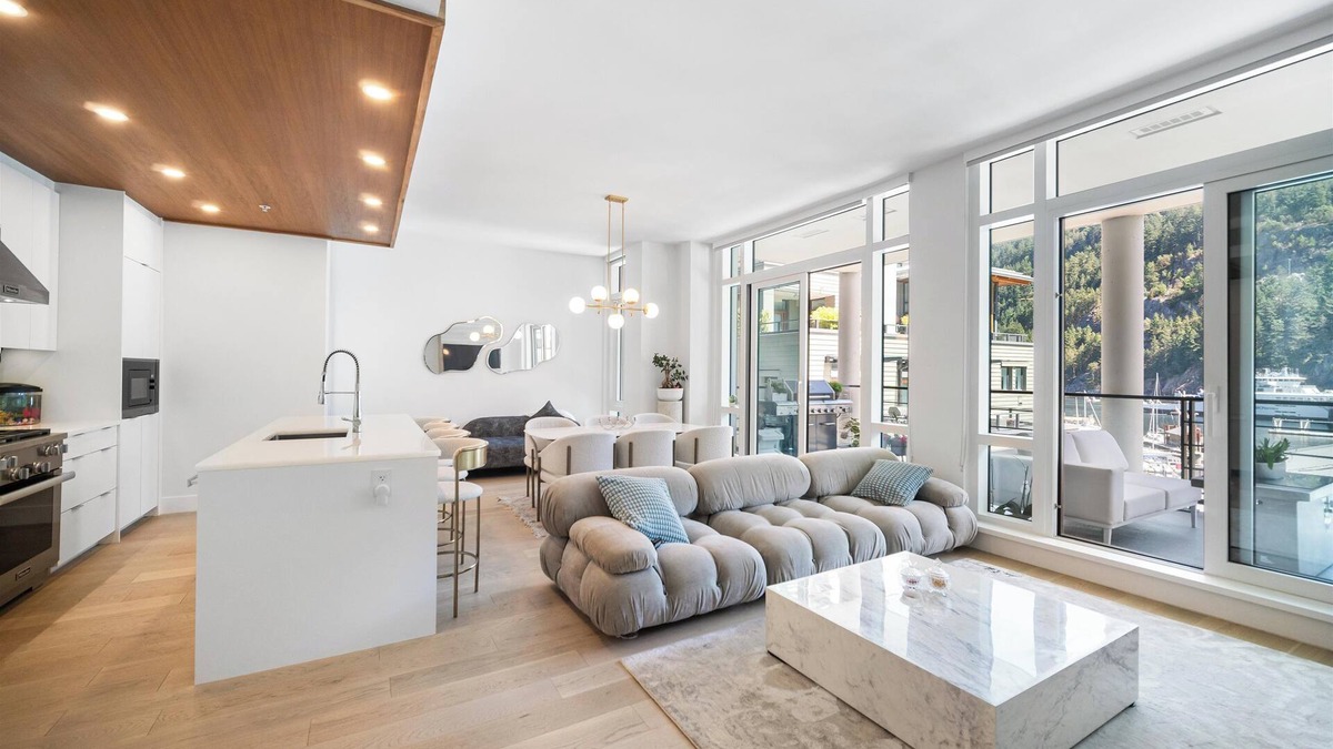 Horseshoe Bay Apartment | Waterfront Cozy 2 Bed 2 Bath Apartment