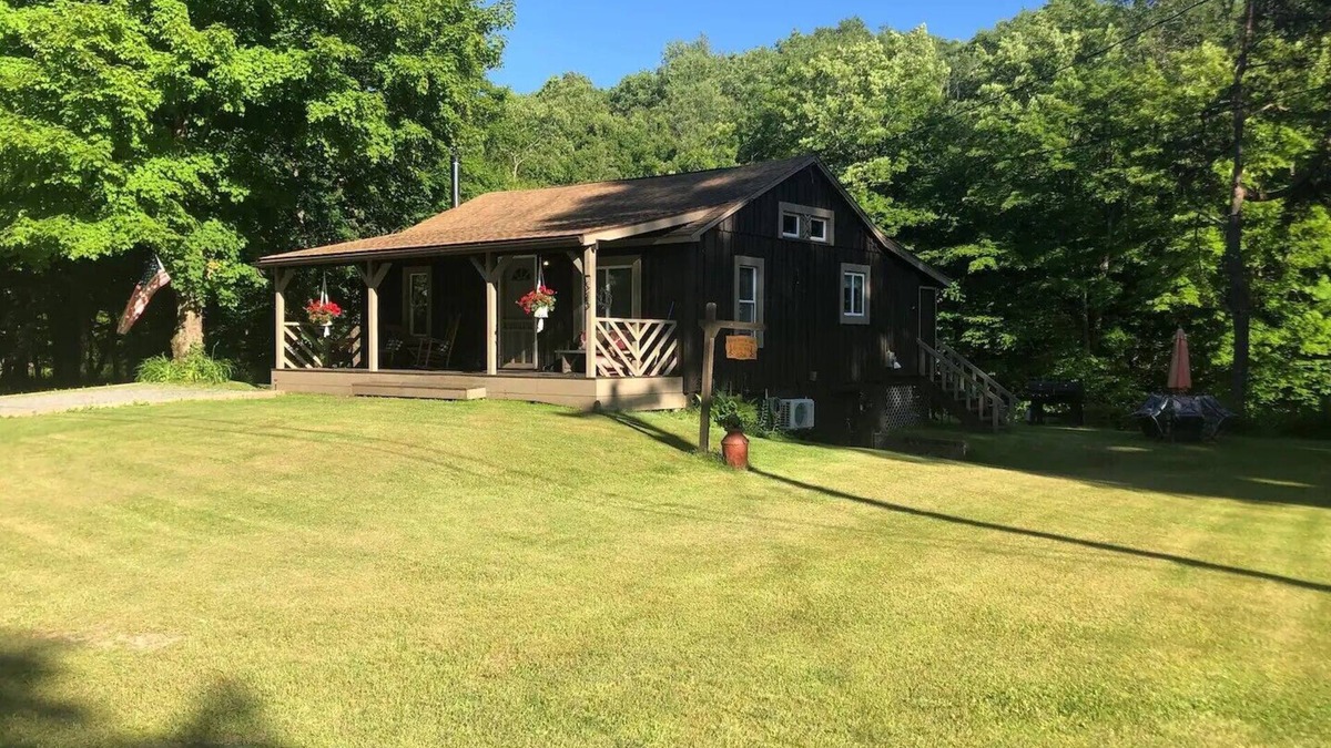 Livingston Manor Cabin | Waterfront Debruce Riverside Cabin Directly on the Willowemoc River!