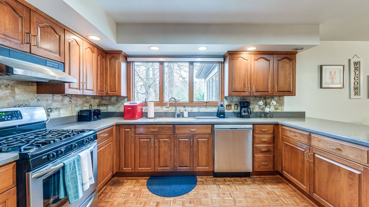 Deltaville House | Waterfront Deltaville Retreat w/Private Boat Dock