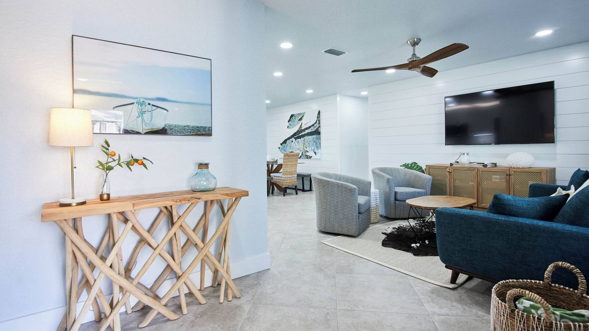 Springs at Kings Bay House | Waterfront+Dock l Commercial Ice Maker l 2 Kayaks