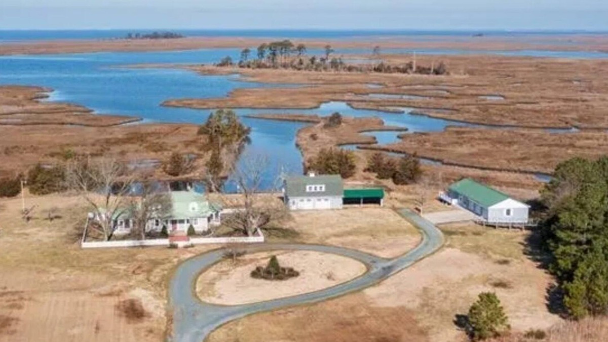 Greenbush House | Waterfront Estate - Amazing Views And Sunsets - Pet Friendly - New rate for 2025