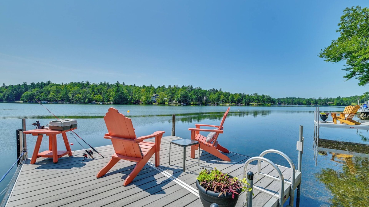 Averill Park House | Waterfront Fun! Crooked Lake Retreat Near Albany