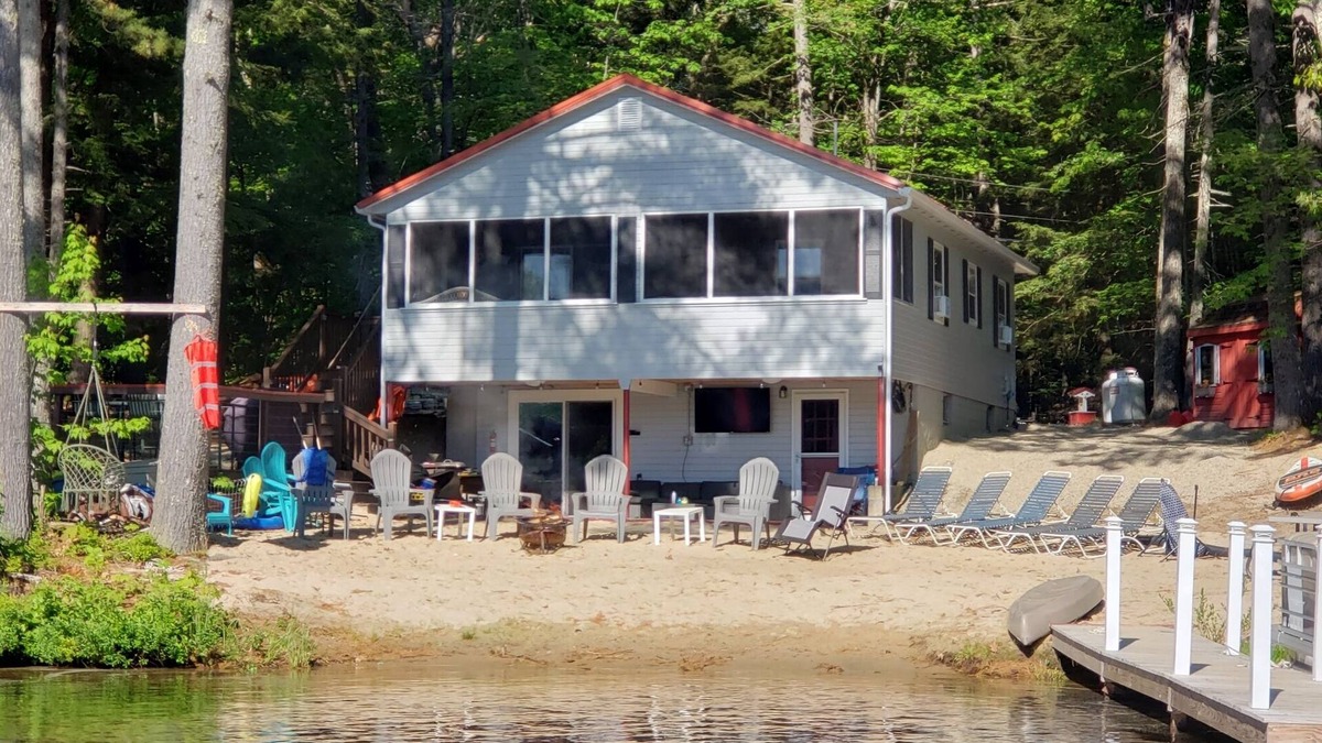 East Wakefield House | Waterfront! Gentle sloping beach highlights this updated waterfront home!