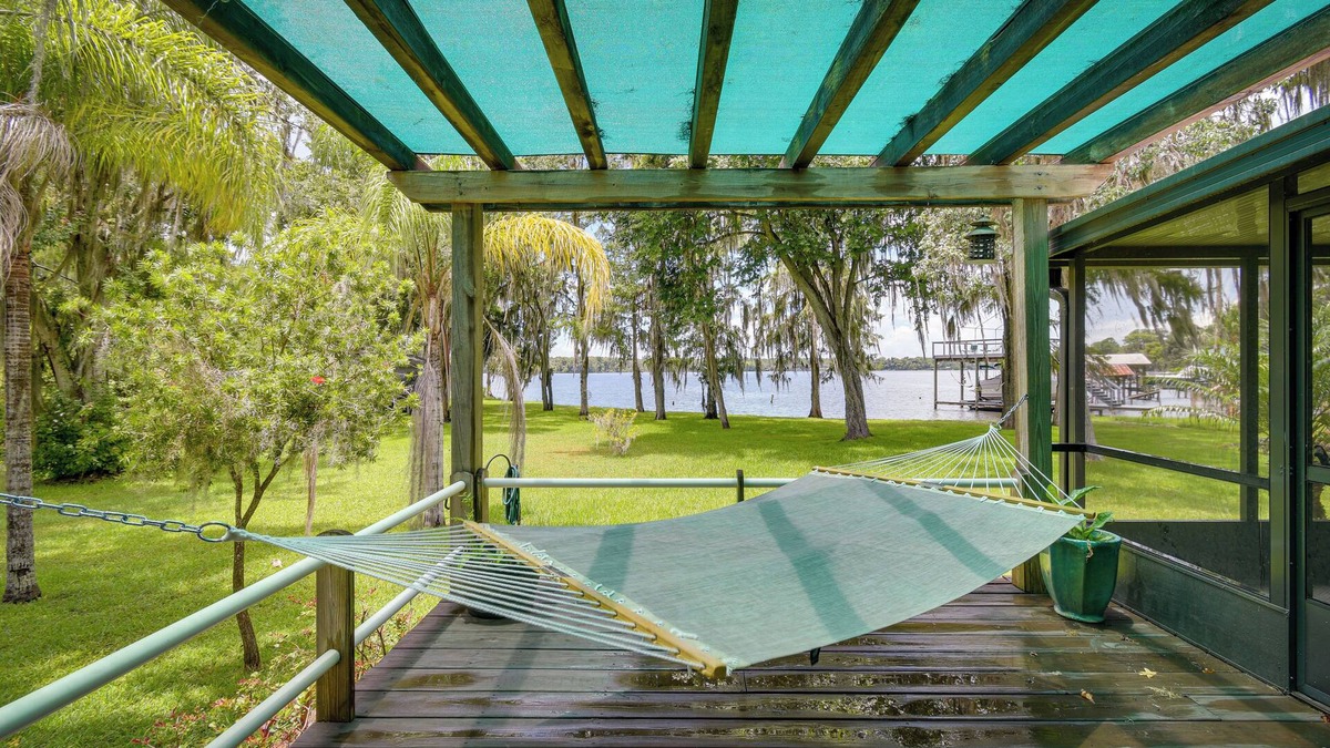 Georgetown House | Waterfront Georgetown Retreat on Lake George!