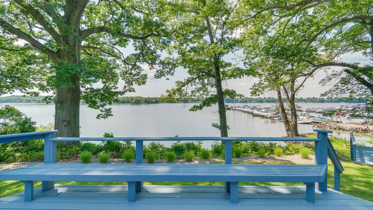 North Rose Cottage | Waterfront Getaway on Sodus Bay: Prime Location!