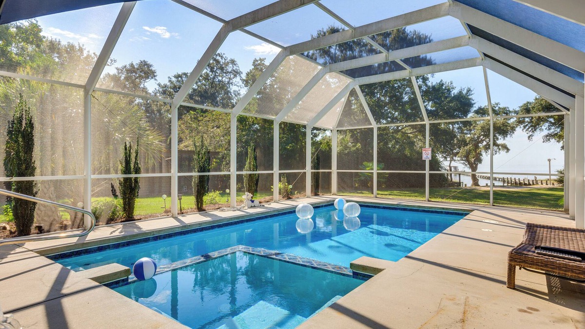 Gautier House | Waterfront Gulf Coast Home w/Outdoor Oasis!