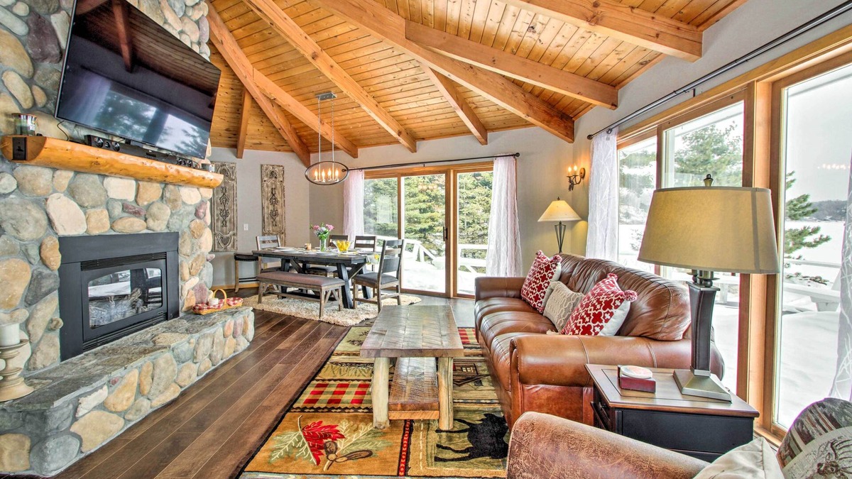 Nisswa House | Waterfront Gull Lake w/Dock: Family Friendly!
