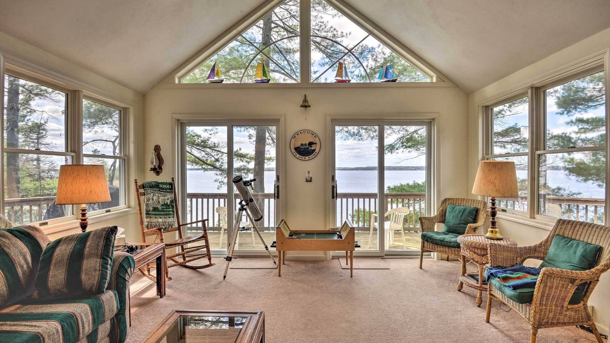 Hammond Cottage | Waterfront Hammond Home w/Grill + Boat Dock!