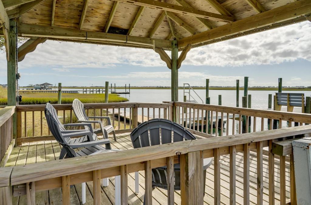 Hampstead House | Waterfront Hampstead Home Dock and Waterway Access!