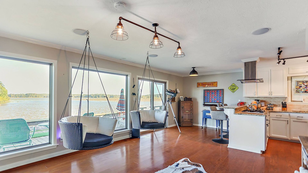 Tougaloo House | Waterfront Home - Amazing water views await at this boaters paradise!