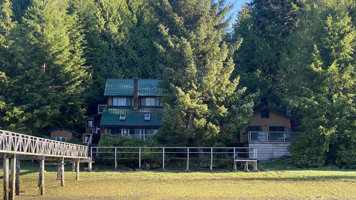 Bamfield House | Waterfront home located in peaceful Bamfield Inlet with private dock.
