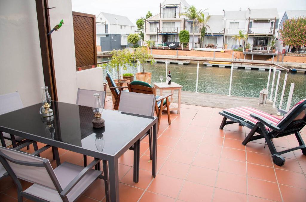 Waterfront House | Waterfront - home on the Quays