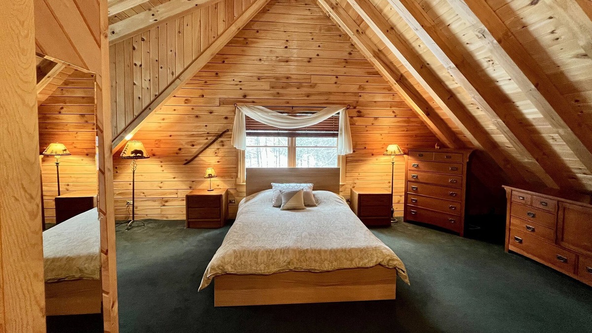 South Casco Cabin | Waterfront Home Private Boat Dock!