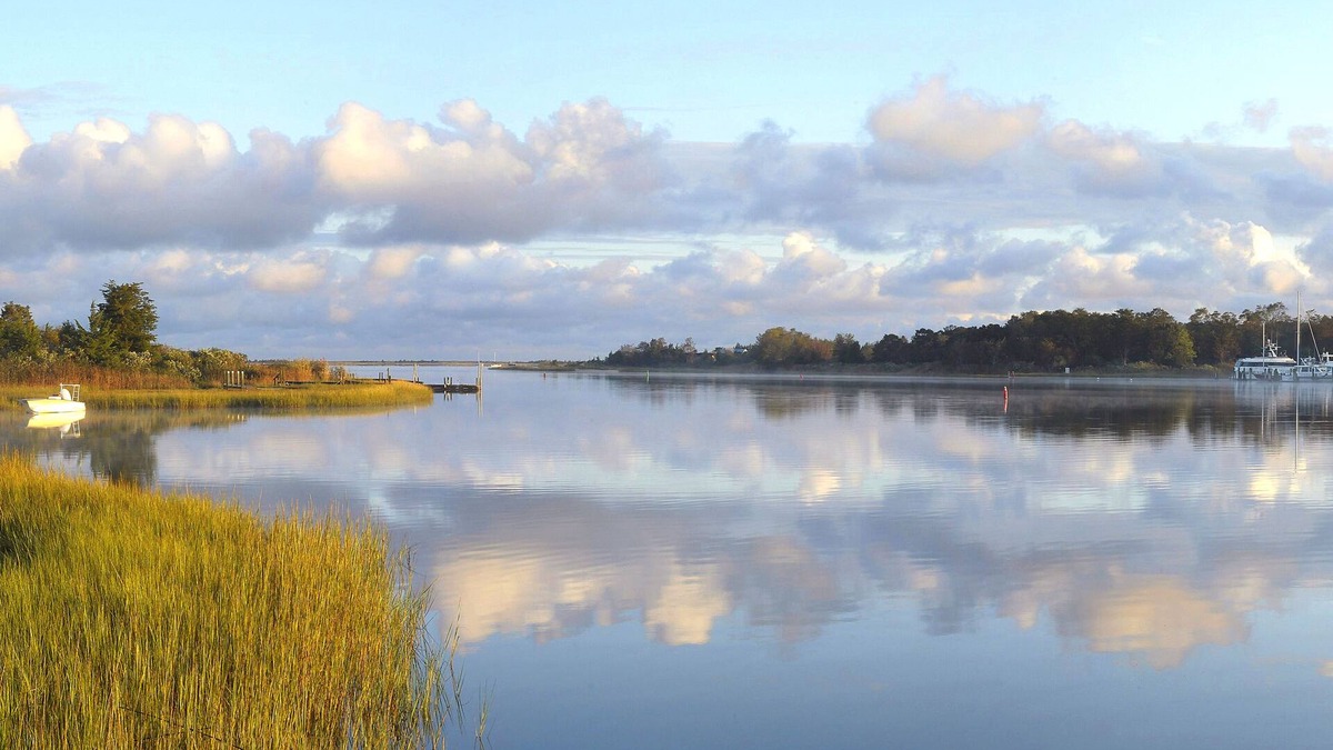 East Hampton House | Waterfront Home - Views + Views + Views - Open, Airy, Private Dock, Kayak, SUP