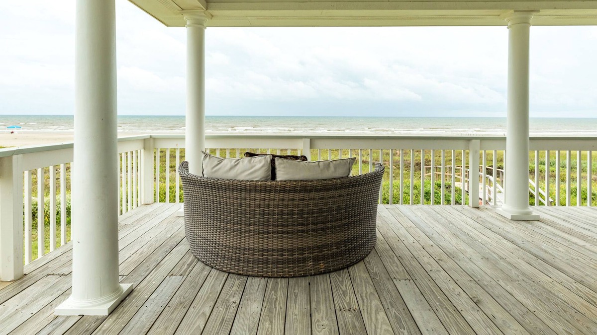Miramar House | Waterfront home w/ wraparound deck, patio, & private beach access - two dogs OK