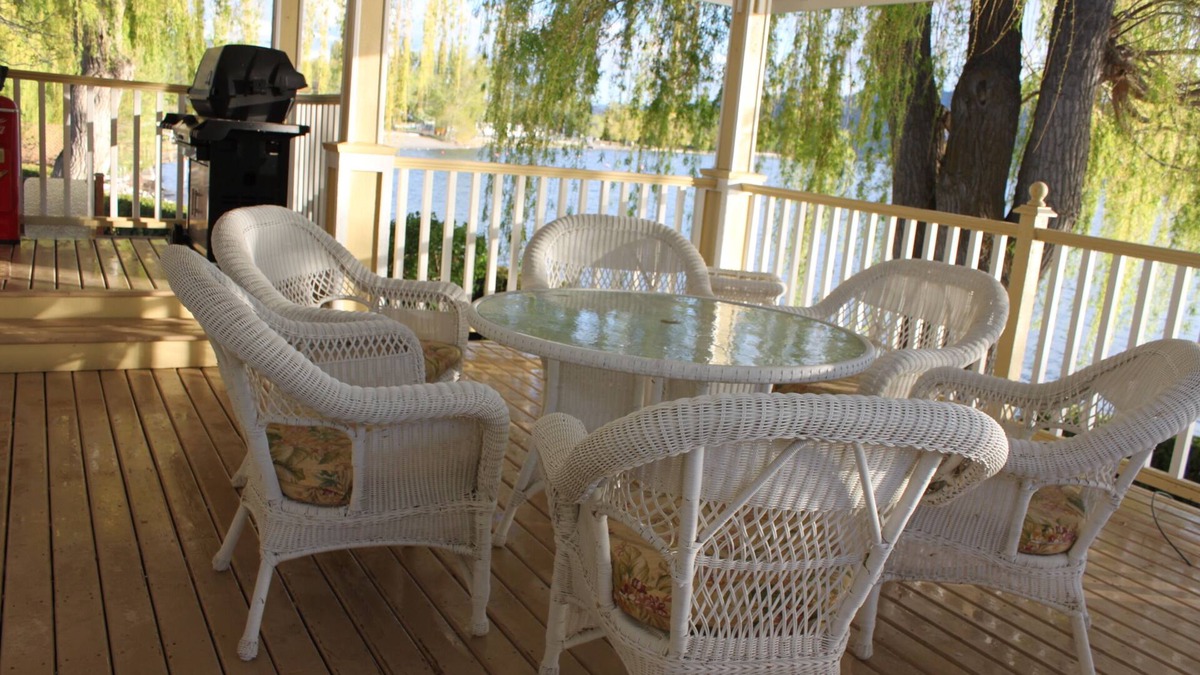 Okanagan-Similkameen House | Waterfront Home with a boat slip on a private dock