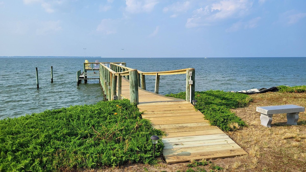 Deltaville House | Waterfront Home With Million Dollar Bay & River Views!