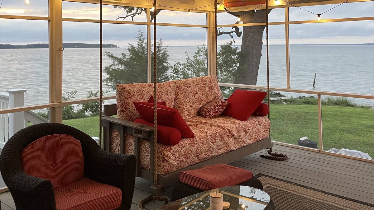Lottsburg House | Waterfront, hot tub, screen porch, kayaks, SUP, pier fishing, private feel