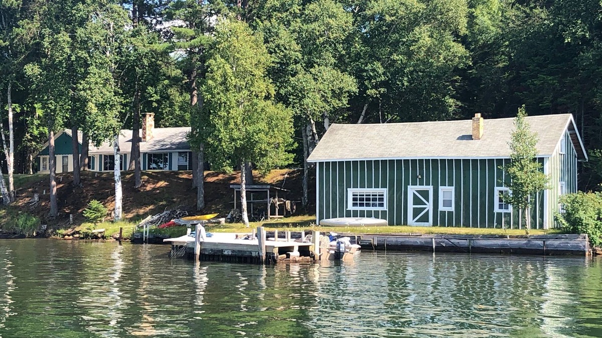 Skanee House | Waterfront House on Huron Bay - Lake Superior - Sleeps 10!