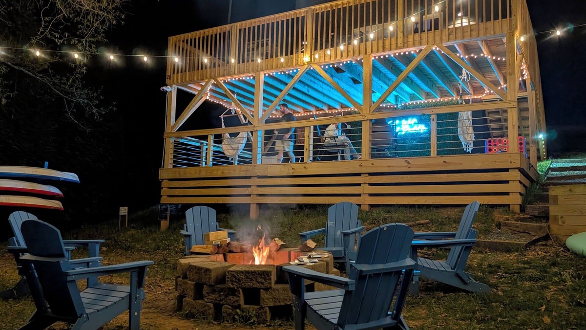 Southmont House | Waterfront House with Kayaks, Firepit, & Disc Golf