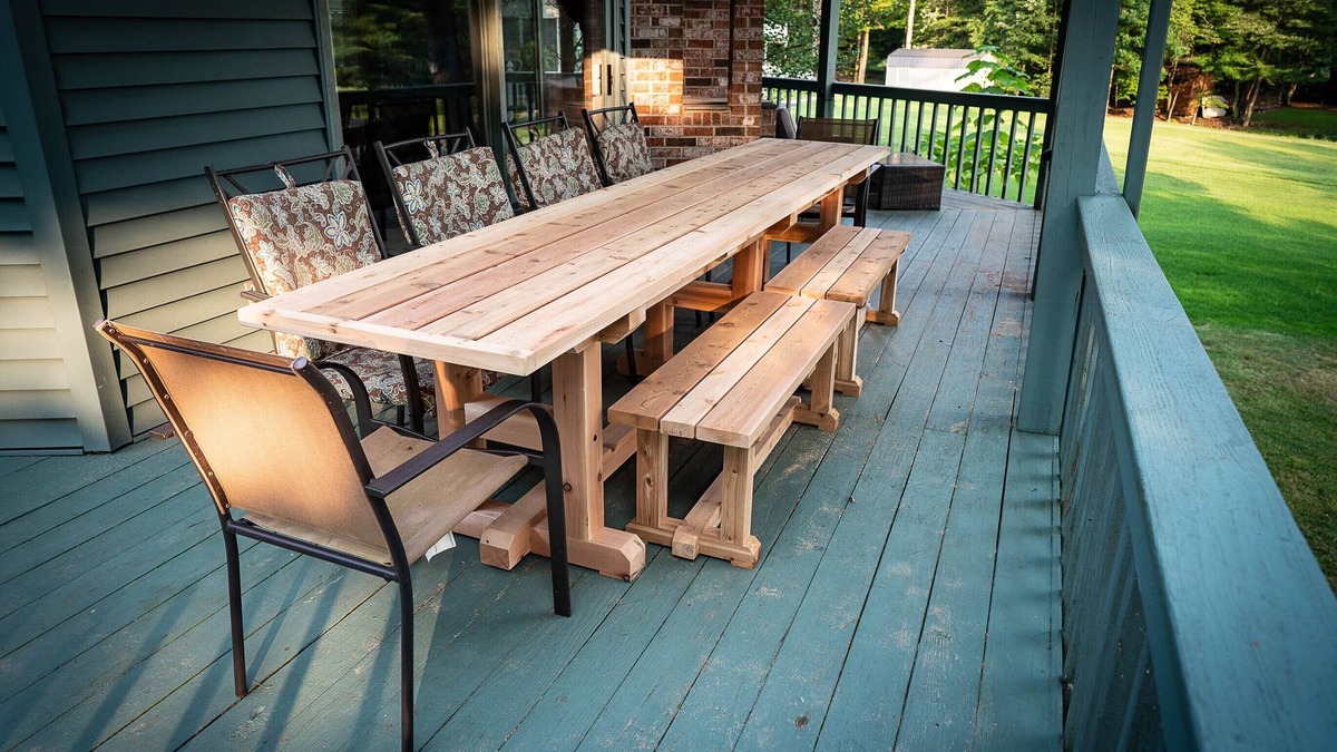 Treasure Lake House | Waterfront, huge yard, covered deck, new dock