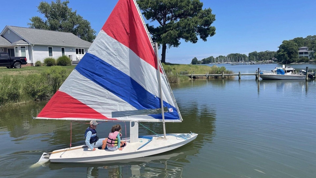 Deltaville House | Waterfront Jackson Creek Cottage with Private Pier