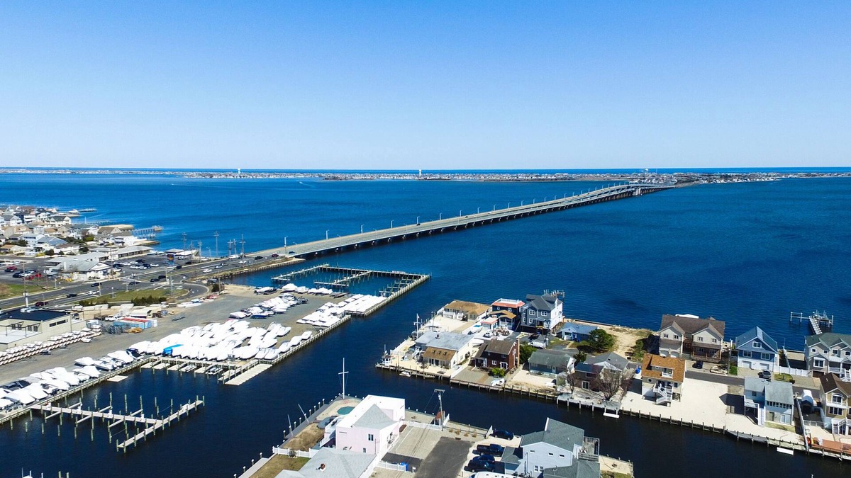 Ortley Beach House | Waterfront Lagoon Retreat – 2BR Home with Private Dock, Bring Your Boat & Skis!