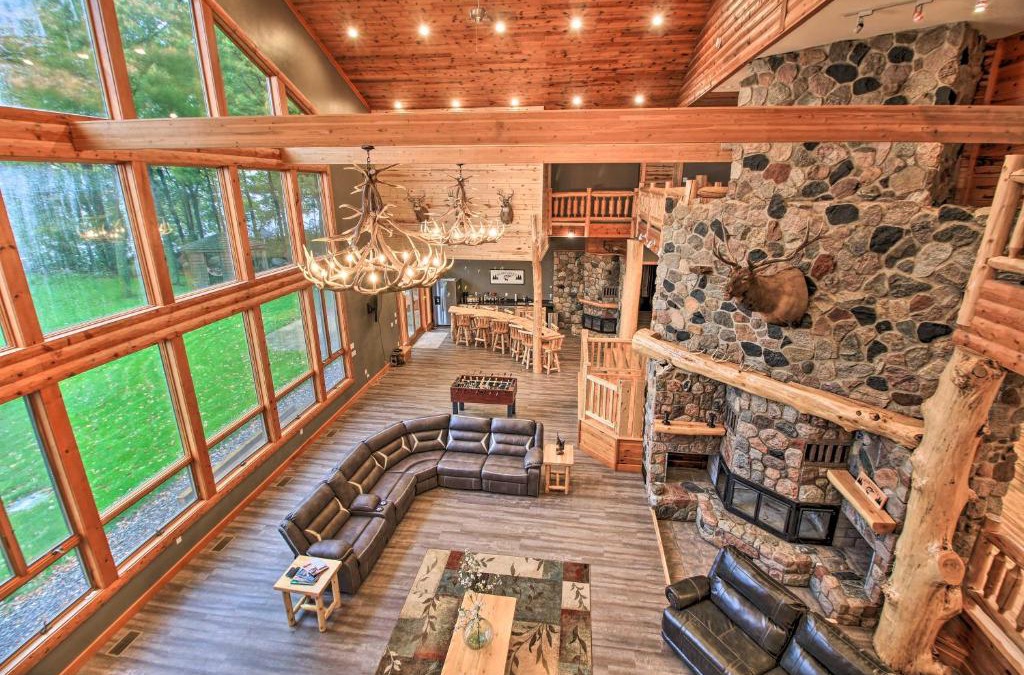 Isle House | Waterfront Lake Mille Lacs Lodge with Deck and Grill!