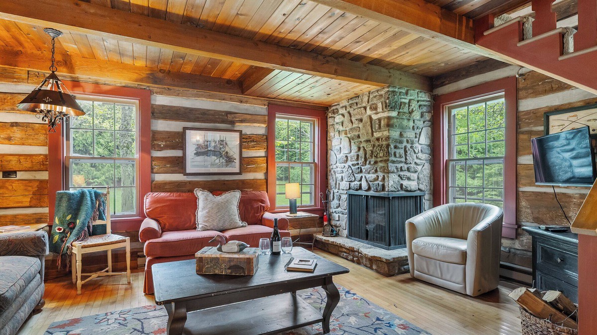 Baileys Harbor Cabin | Waterfront Log Cabin on Kangaroo Lake, Dog Friendly
