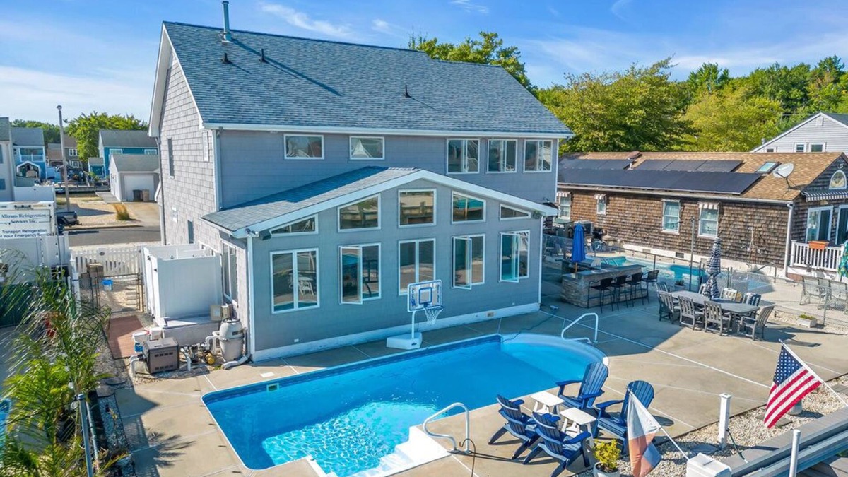 Bayville House | Waterfront Luxury Home with HEATED POOL, Outdoor Shower, sleeps 8