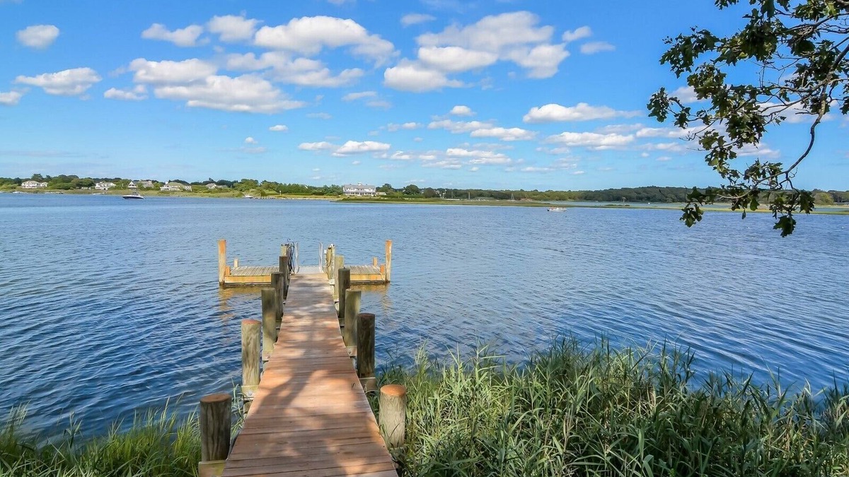 East Moriches Apartment | Waterfront Luxe Retreat in Mansion + Beach Access