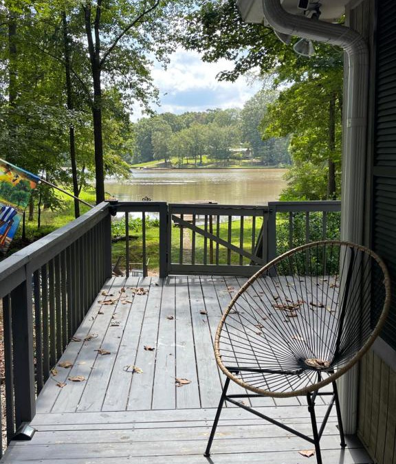 Eatonton House | Waterfront Luxury on Lake Sinclair with Wraparound Deck,and Fireplace